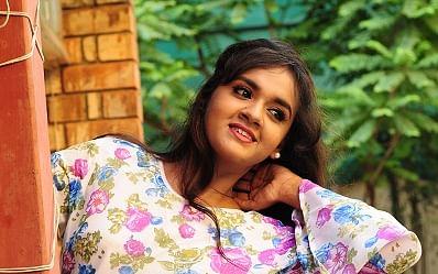 `என்னோட பிரச்னையைக் காது கொடுத்துக் கேட்டதே பெரிய விஷயம்!'- `அழகு' சீரியலில் மீண்டும் சஹானா
