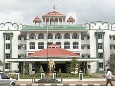 மனிதக்கழிவை மனிதர்களே அகற்றலாமா?  
தனியொரு மனிதன் 
பெற்றுத்தந்த தீர்ப்பு!