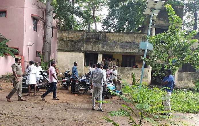 காவல் நிலைய ஓய்வறை