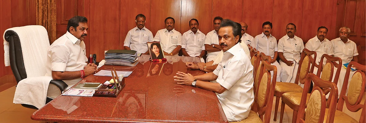 மிஸ்டர் கழுகு: அ.தி.மு.க-வுடன் ரகசிய கூட்டு... தி.மு.க தலைமைக்கு மா.செ-க்கள் வேட்டு!