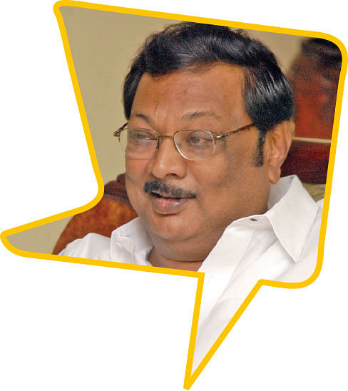 ரஜினிக்கு எதிராக யுத்தம்! - ஏன் பாய்ந்தார் எடப்பாடி?