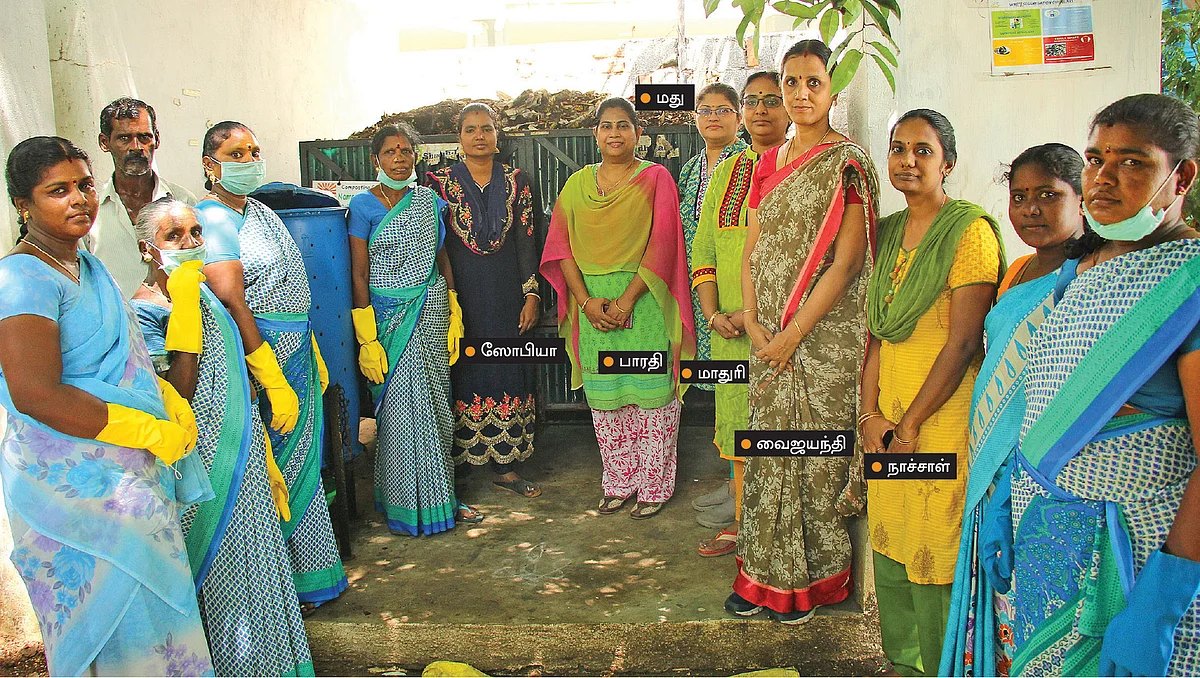 கழிவுகளை மேலாண்மை செய்யும் பெண்கள்