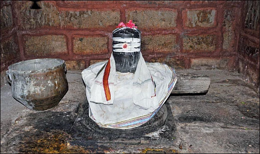 ஈசன்