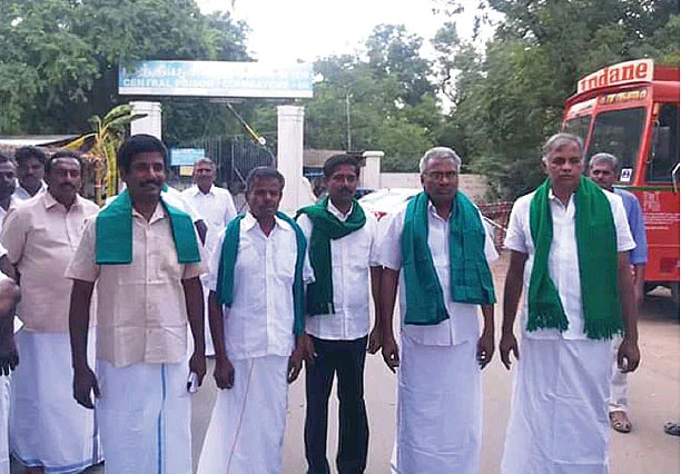 கோவை மத்திய சிறையிலிருந்து விடுதலையானபோது...