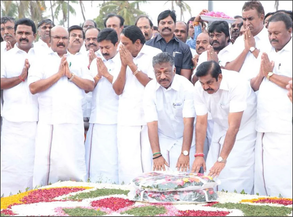 உள்ளாட்சி சடுகுடு... ஜெ. பட்டியல் வெளியே - எடப்பாடி பட்டியல் உள்ளே!