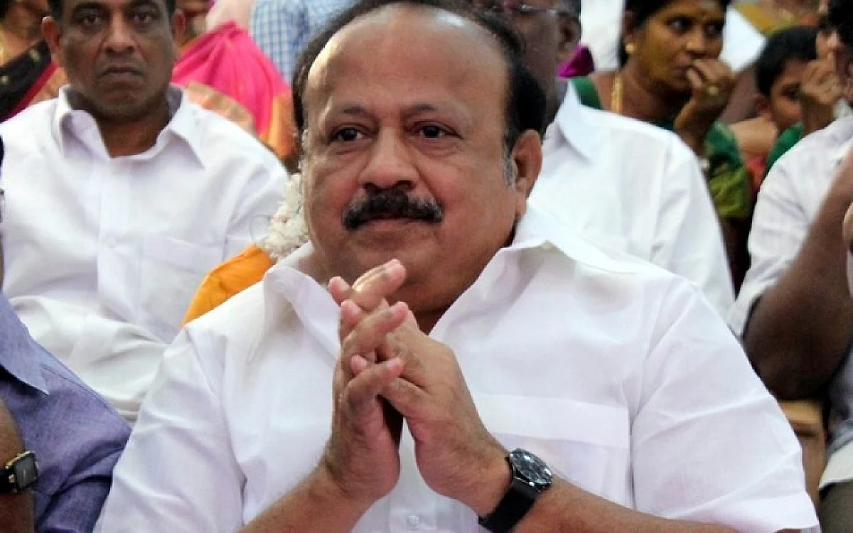 அமைச்சர் எம்.ஆர்.கே.பன்னீர்செல்வம்