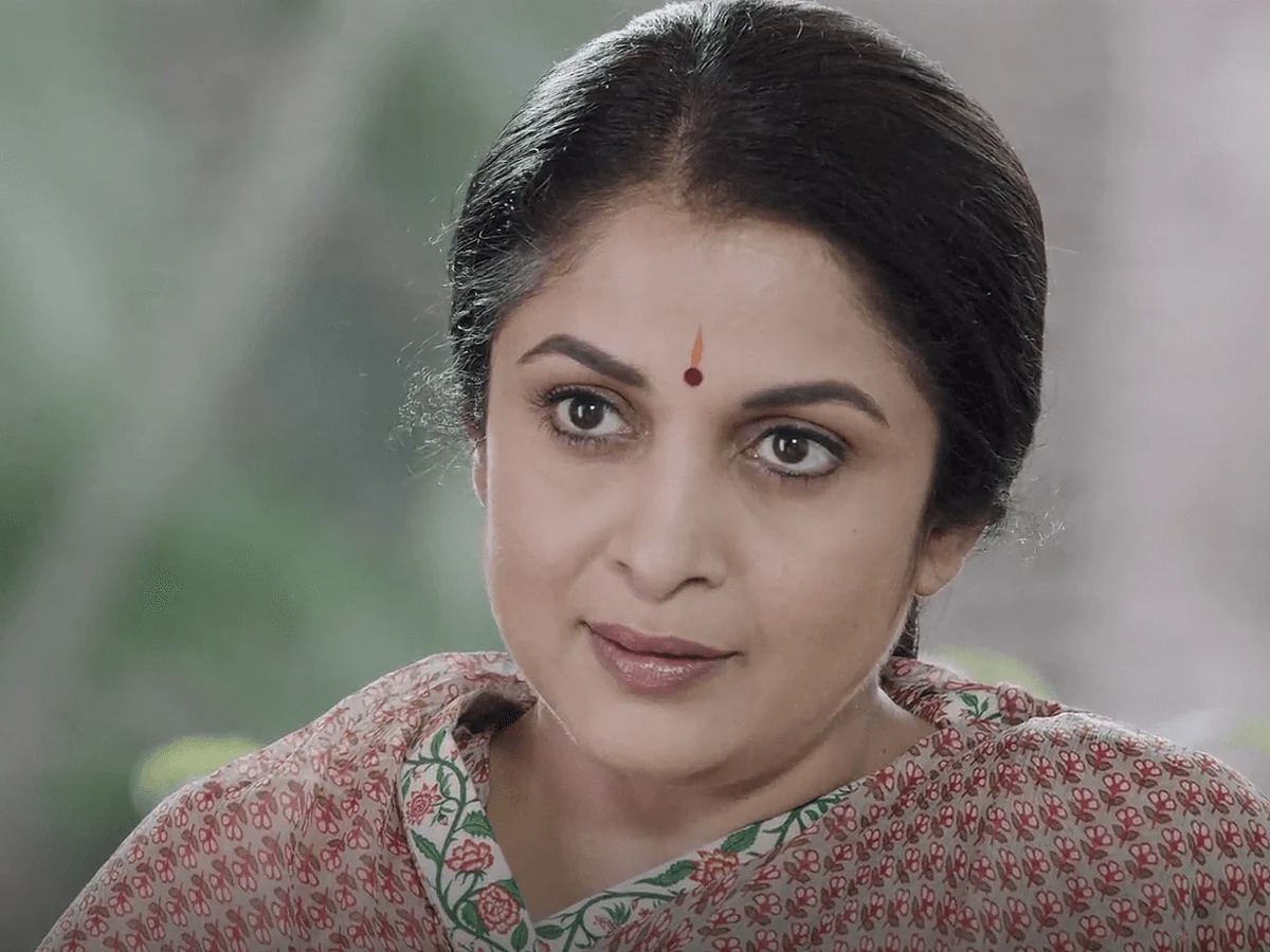 ஷக்தி சேஷாத்ரியின் வாழ்க்கை சொல்லவருவது என்ன? - என்ன சொல்கிறது `குயின்' வெப் சீரிஸ்?
