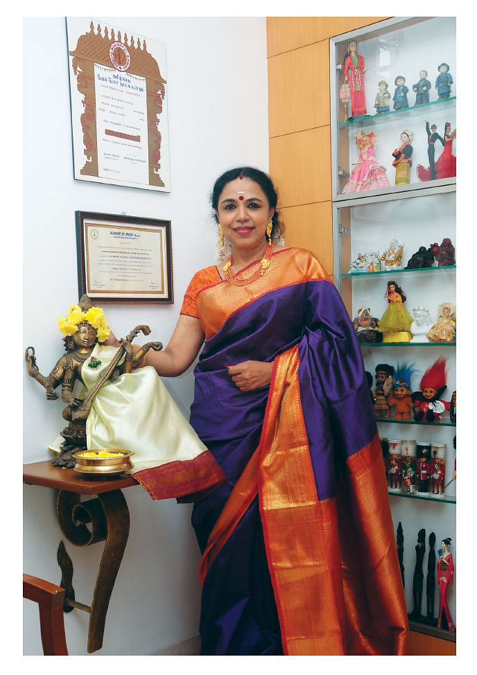 சுதா ரகுநாதன்