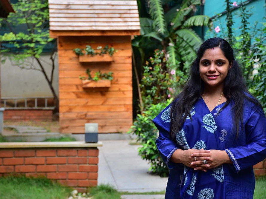 `` `நான் என்ன கரடியா, புலியா’னு தேத்தினார் ராஜா சார்!’’ - சைந்தவி