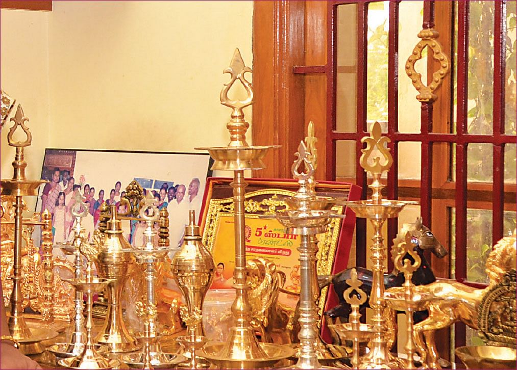 அரியக்குடி - விளக்கு