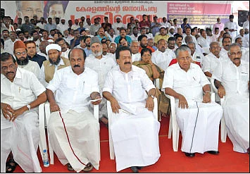 பினராயி அதிரடி