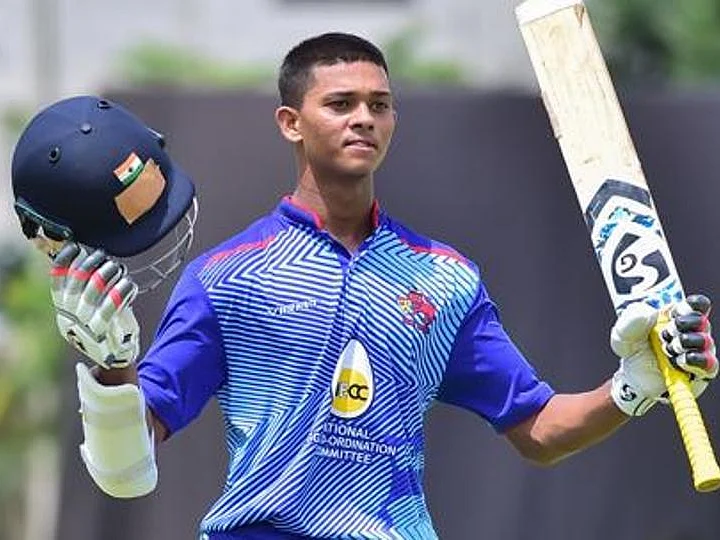 பானிபூரி வியாபாரம் டு ஐபிஎல்! யார் இந்த யஷஸ்வி ஜெய்ஸ்வால்? #IPLAuction