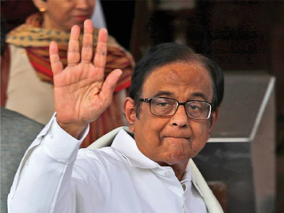 `அடுத்த மகிளா காங்கிரஸ் தலைவி யார்?- வரிந்துகட்டும் ப.சிதம்பரம், ஈ.வி.கே.எஸ் கோஷ்டிகள்