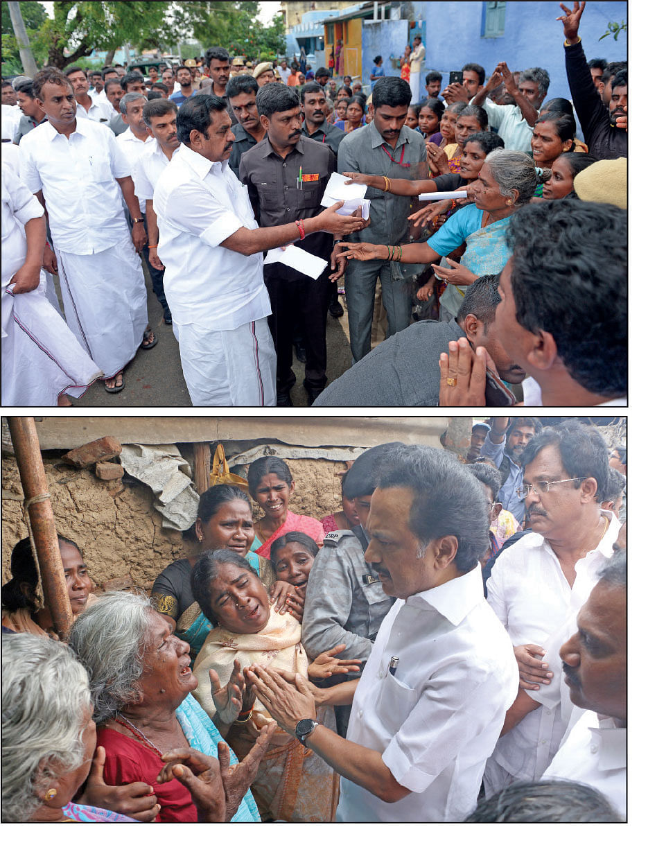 1. மனு வாங்கும் முதல்வர்
2. ஆறுதல் கூறும் ஸ்டாலின்