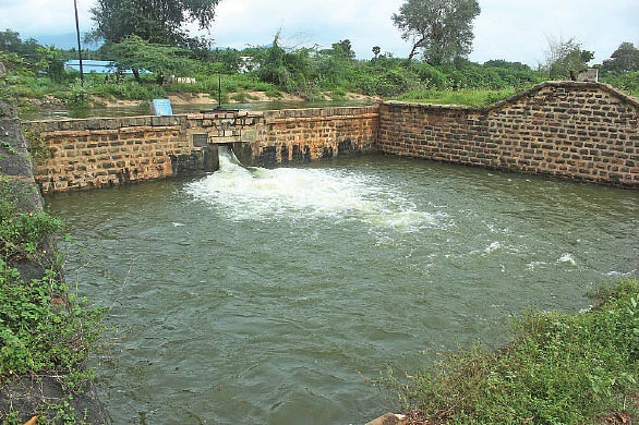 தண்ணீர்