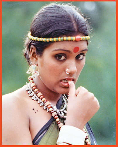 `நிரக்ஷனா' படத்தில்...