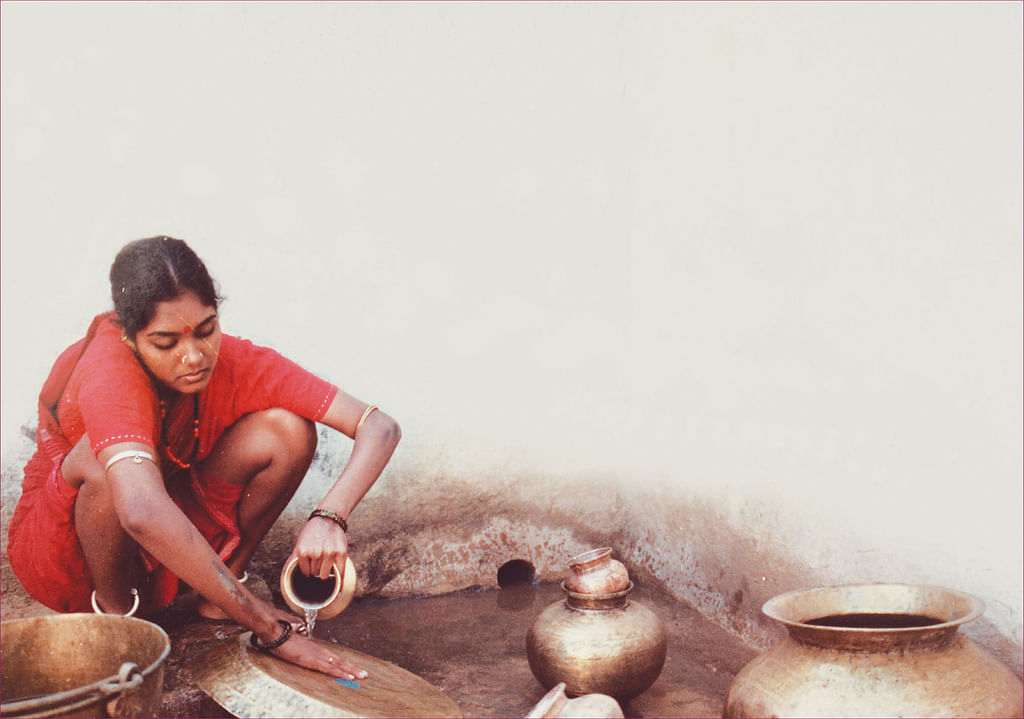 `தாசி' படத்தில்...