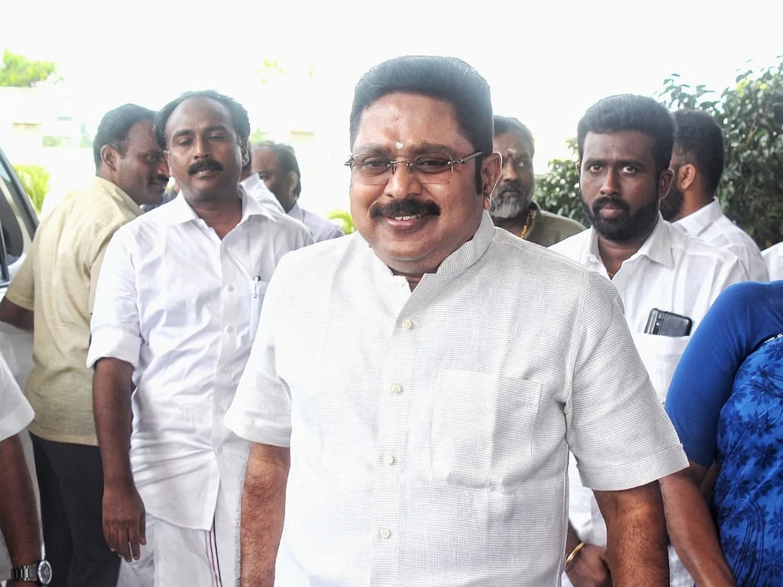 திடீர் சீக்ரெட் மேன் அவதாரம்... எங்கே டி.டி.வி.தினகரன்?