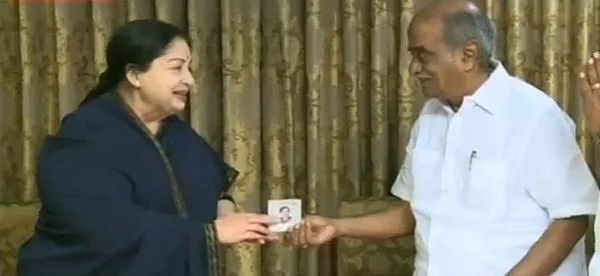 எஸ்.ஆர்.பி. அ.தி.மு.க-வில் இணைந்த போது