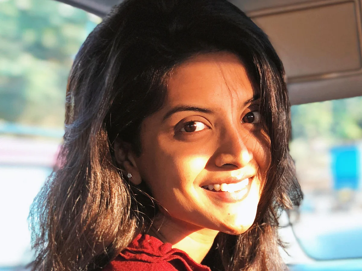 `` `நான் இதுதான்'னு பேசுற பசங்களை பொண்ணுங்களுக்கு ரொம்பப் பிடிக்கும்!" - `சில்லுக்கருப்பட்டி' நிவேதிதா