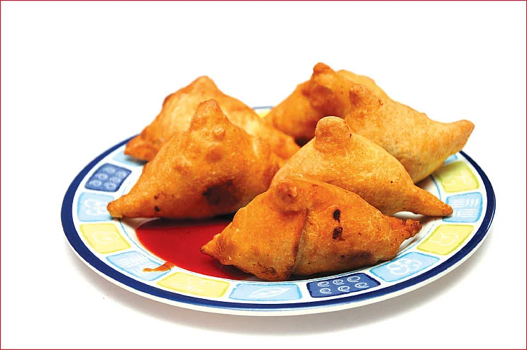 காலிஃப்ளவர் பட்டாணி சமோசா