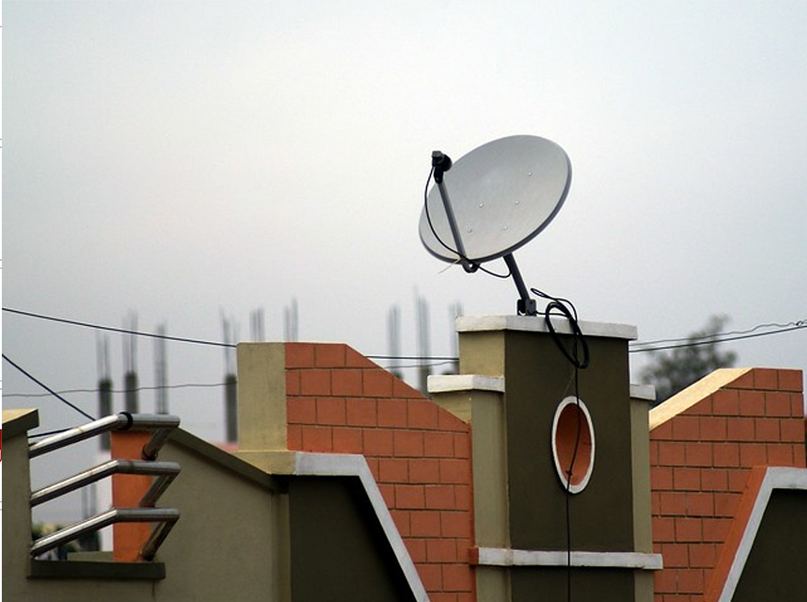 DTH