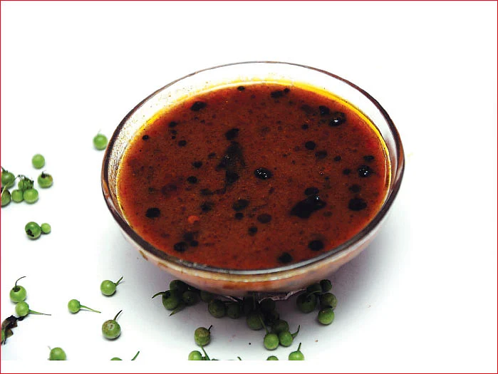 பச்சை மணத்தக்காளி வற்றல் குழம்பு