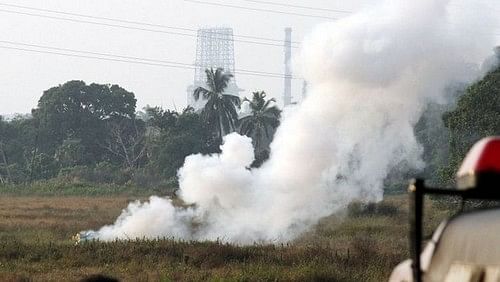 வெடிக்க வைக்கப்பட்ட குண்டு
