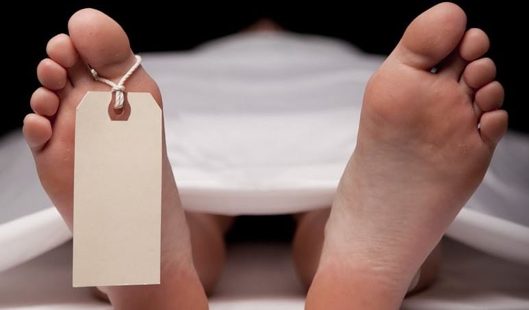 மரத்தில் தொங்கிய உடல்; கொலையா?தற்கொலையா? கேள்வி கேட்கும் அரசியல் கட்சிகள்; என்ன நடந்தது?