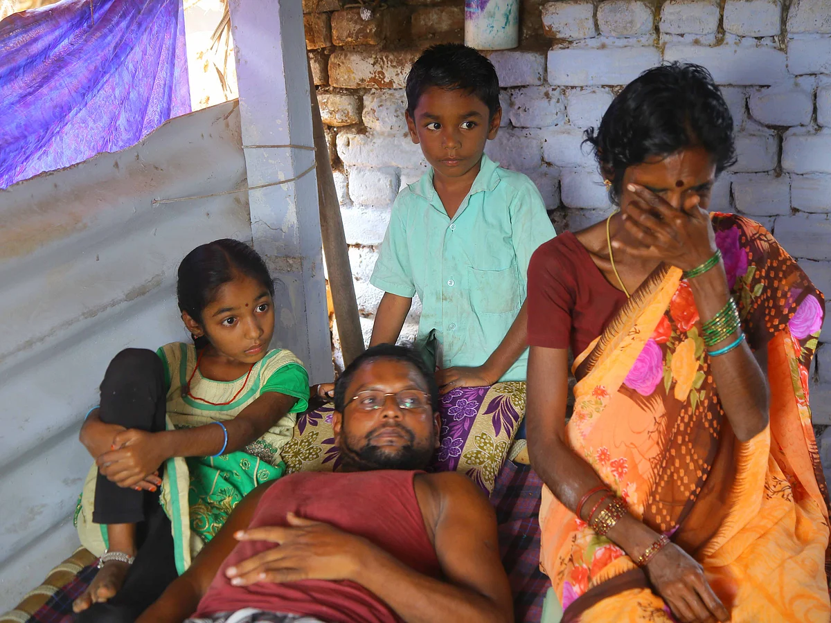 `யாருக்காவது கல்யாணம் நடந்தால்தான் நல்ல சாப்பாடு!'- தொண்டு நிறுவன உதவியால் கலங்கிய குழந்தைகள்