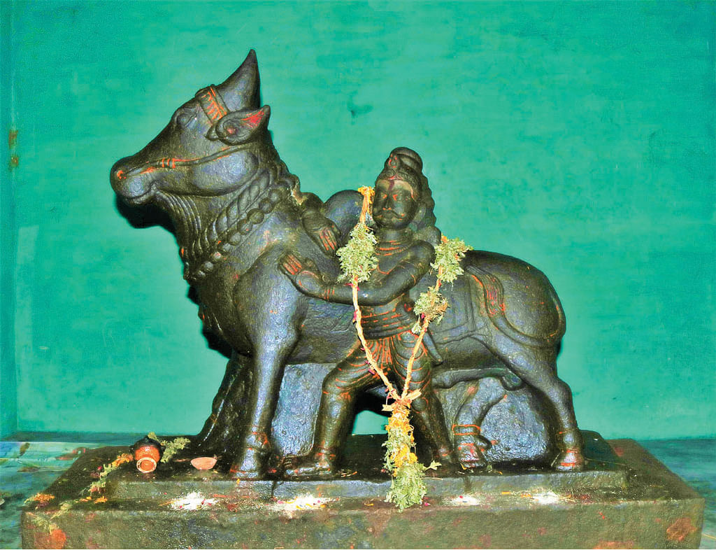 மாபெரும் சபைதனில் - 16