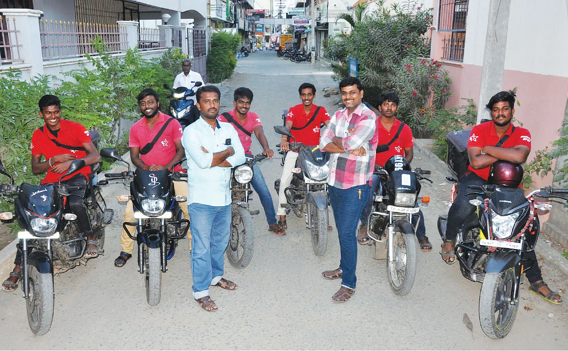 இளைஞர்கள்