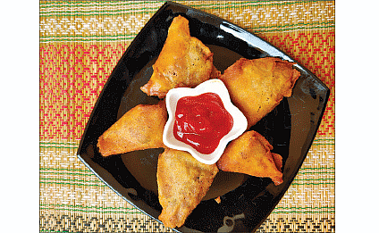 தால் நா சமோசா (Dal Na Samosa)