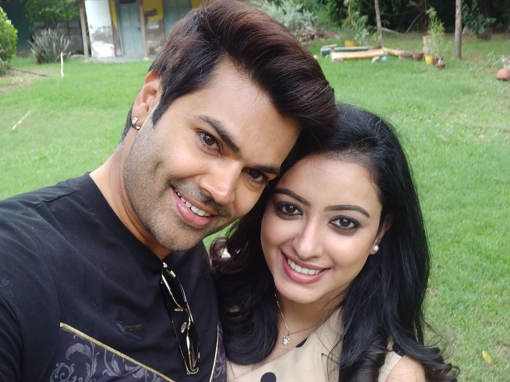 ``புருஷன்-பொண்டாட்டினா இப்படித்தான்கிற சோஷியல் ப்ரஷர் எங்களுக்கு இல்லை!" - கணேஷ் வெங்கட்ராம்