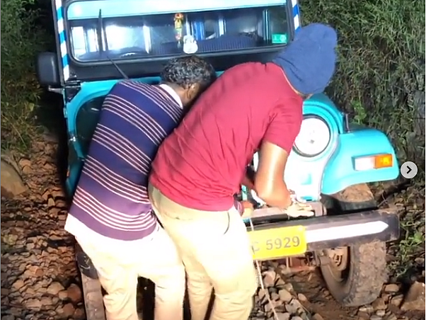 காட்டுக்குள் மாட்டிக்கொண்ட ஆல்யா; காப்பாற்றிய இயக்குநர்! - கோத்தகிரியில் திக் திக் அனுபவம்