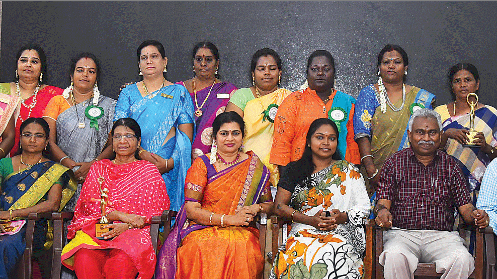 சிங்கப் பெண்ணே