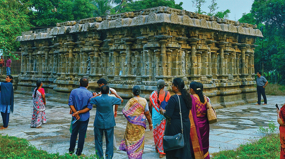 வரலாற்றுப் பயணம்