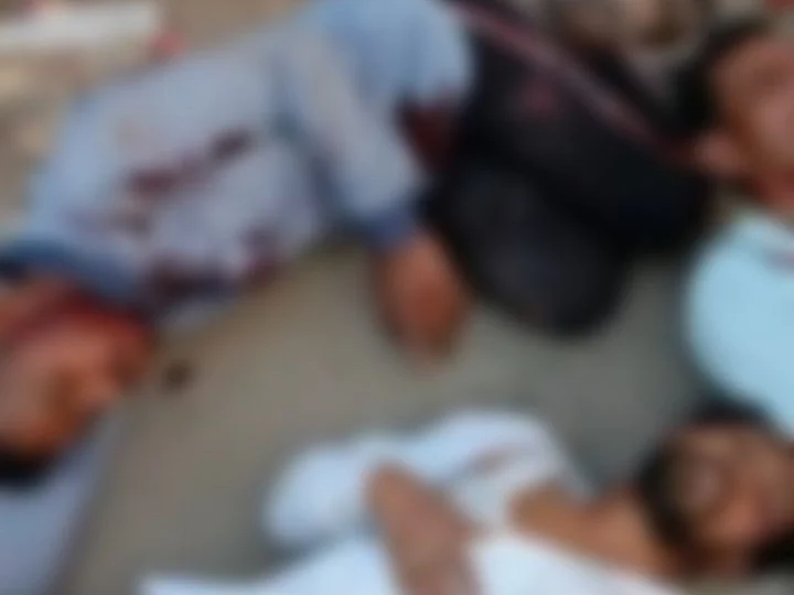 ``ஸ்டேஷன்ல என் பையன் பாதி உசுரோடுதான் இருந்தான்!'' - டெல்லி வன்முறையில் மகனை பறிகொடுத்த தாய் கதறல்