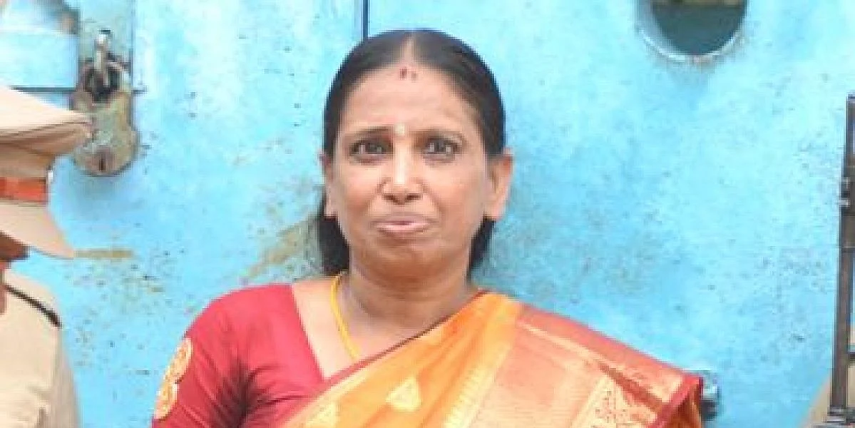 நளினி