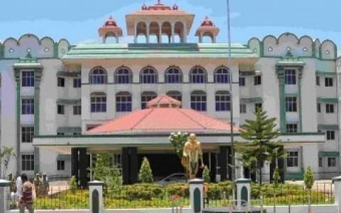 `தாமிரபரணி ஆற்றை எதிர்காலத்தில் வரைபடத்தில் மட்டுமே பார்க்க முடியும்!' - நீதிபதிகள் வேதனை