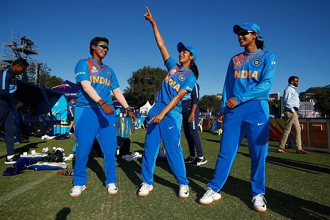 Deepti Sharma - Jemimah Rodrigues - Smriti Mandhana