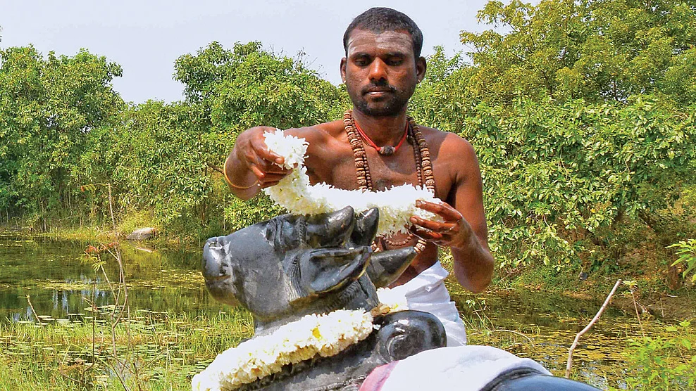 புண்ணிய புருஷர்கள்