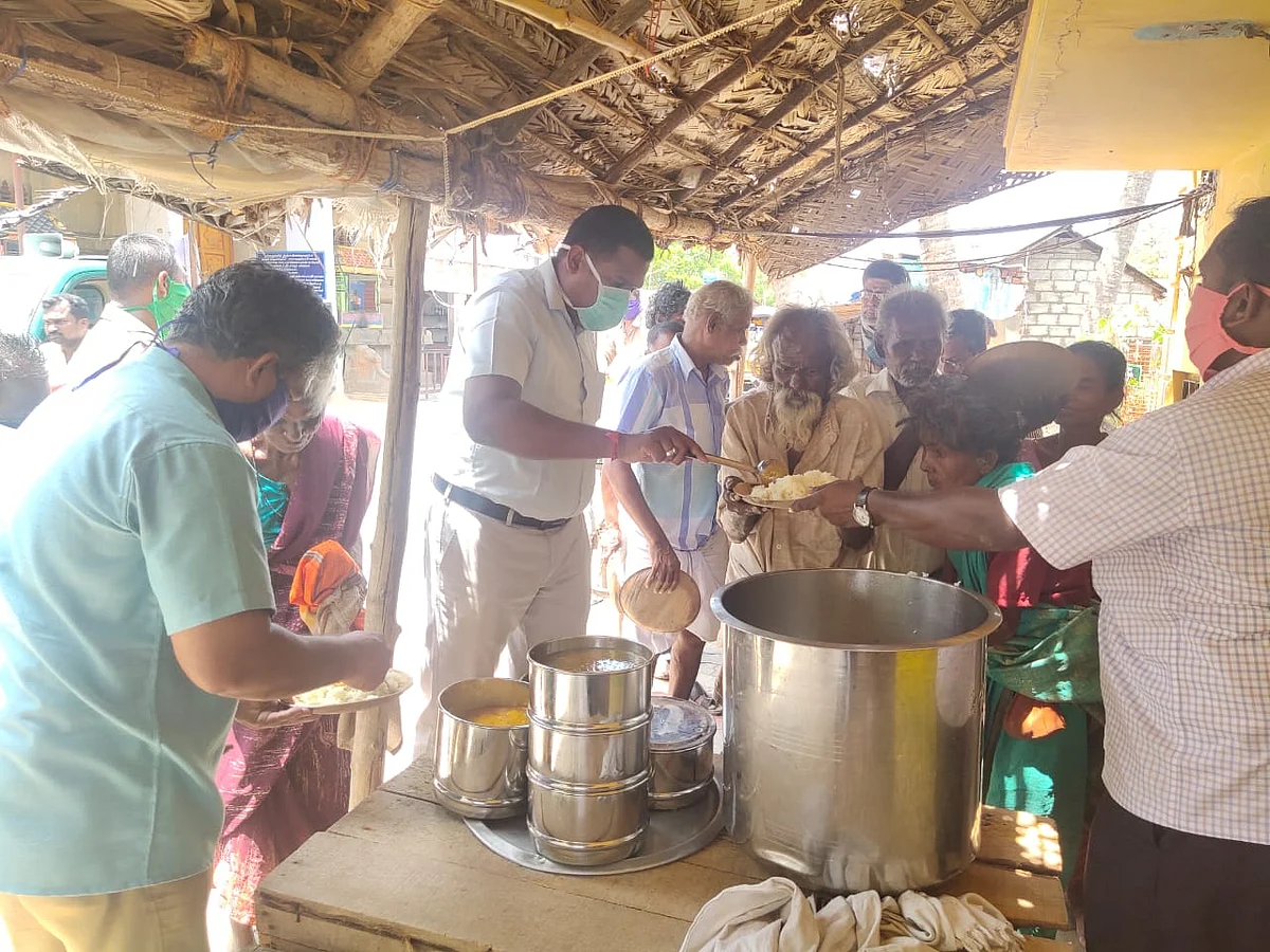 சமுதாய பொது உணவுக் கூடம்