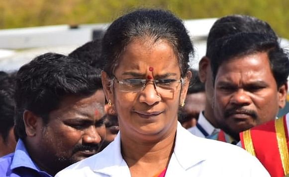 விழுப்புரம் முண்டியம்பாக்கம் அரசு மருத்துவக்கல்லூரி மருத்துவமனை டீன் குந்தவை தேவி