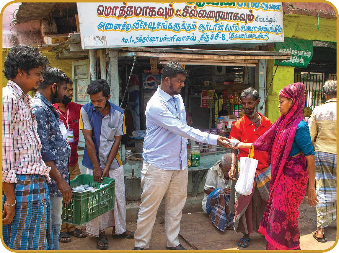 நேசத்தால் நீளும் கரங்கள்!