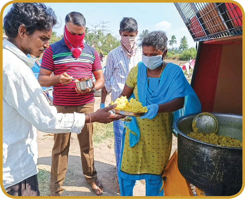 நேசத்தால் நீளும் கரங்கள்!