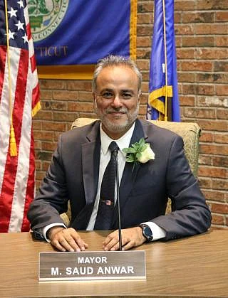 Dr. Saud Anwar