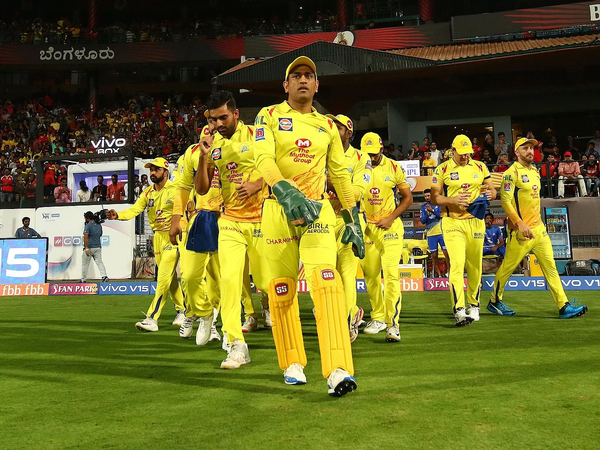 மெக்கல்லம், வாட்சன், ஹெய்டன் யாருமே இல்லை... CSK ஆல்டைம் லெவனில் இடம்பிடிப்பது யார்?