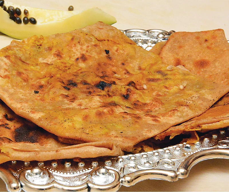 பப்பாளிக்காய் மசாலா பராத்தா
