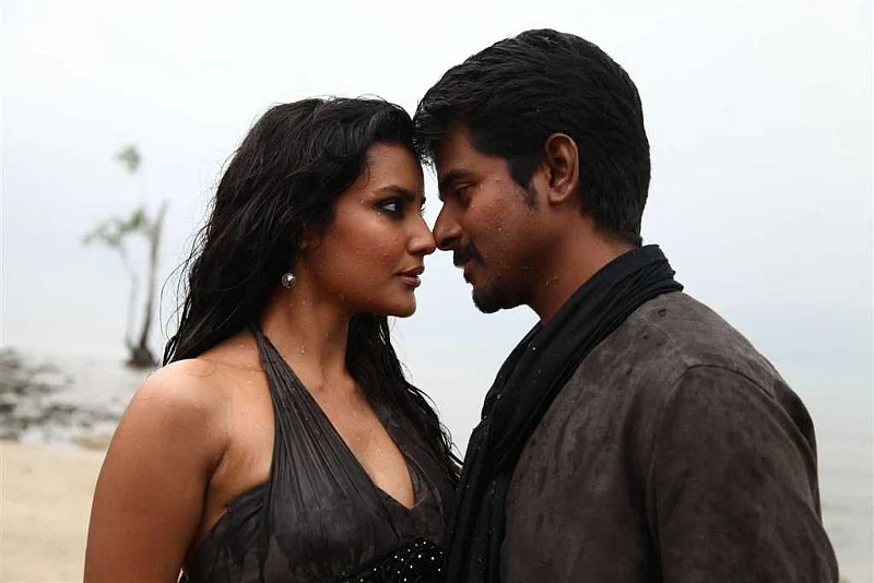 சிவகார்த்திகேயன், பிரியா ஆனந்த்